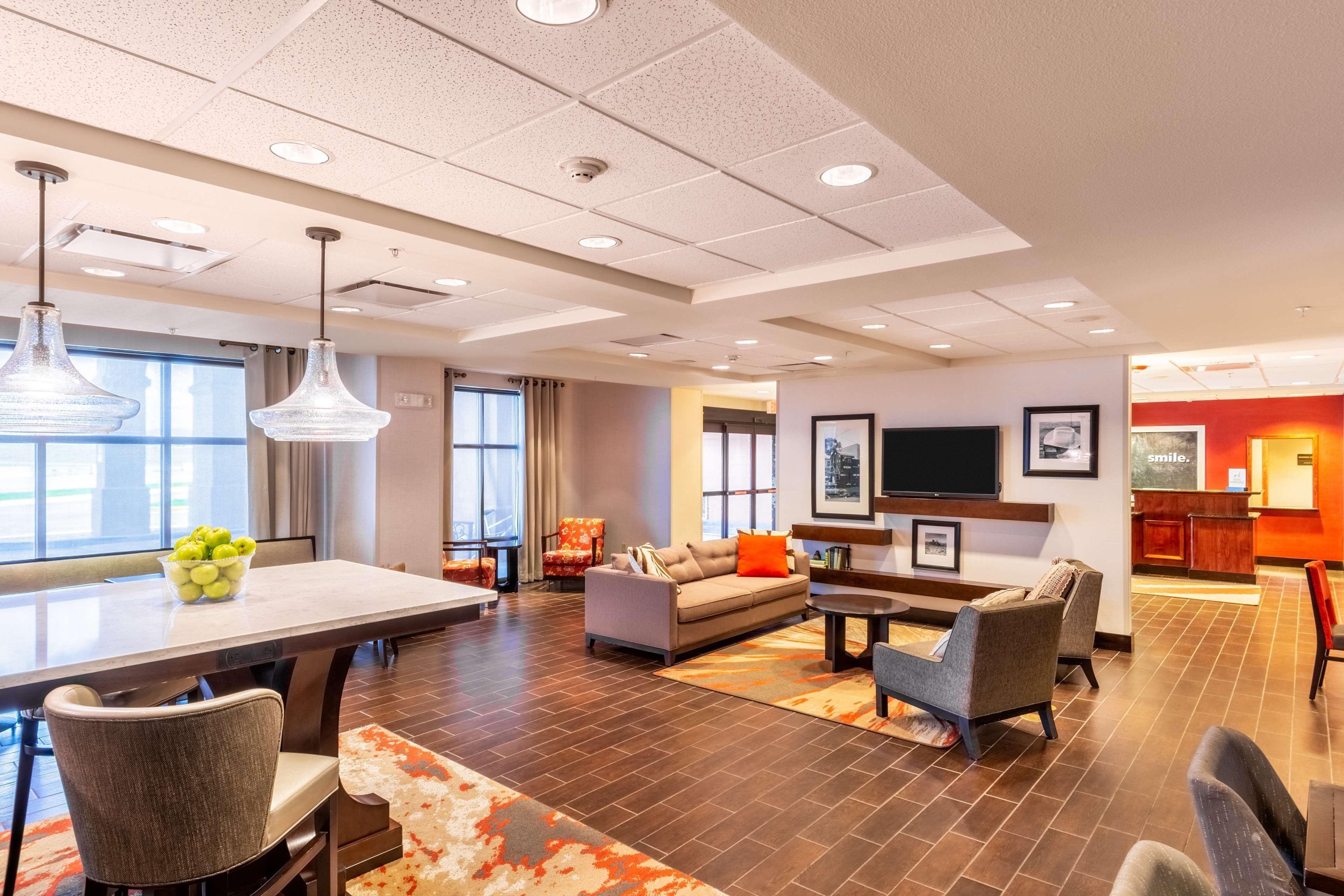 Hampton Inn Ролінз Екстер'єр фото
