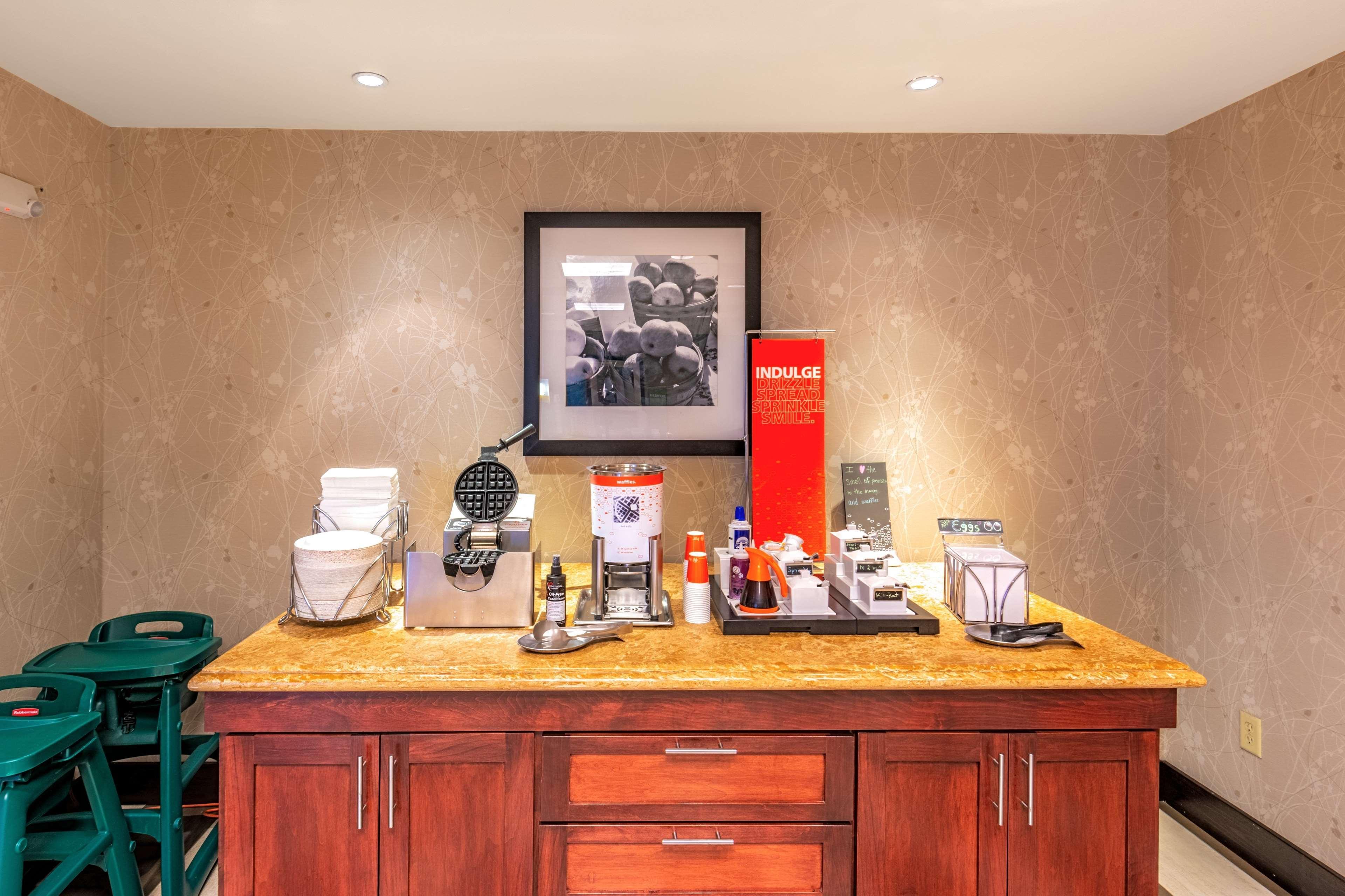 Hampton Inn Ролінз Екстер'єр фото